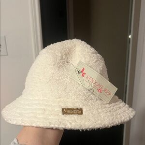 Koolaburra by UGG Soft Cream Hat